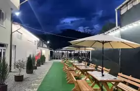 De vânzare Restaurant + Pensiune De vânzare Restaurant + Pensiune