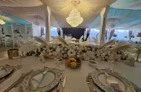 Salon de evenimente ! Salon de evenimente !