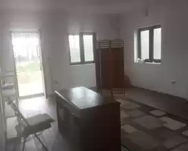 Vand casa P+2, hala metalica cu teren 2500 m2